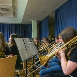 Schulorchester auf großer Fahrt