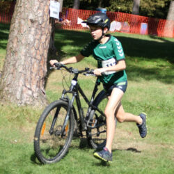 Marienheider Gesamtschüler*innen nahmen am Triathlon in Hilden teil