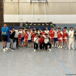 Japanische Handballmannschaft zu Gast an unserer Schule
