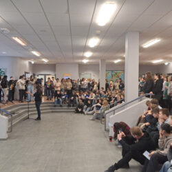 Weihnachtsflurmusizieren der MAMBA