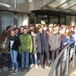 Marienheider Gesamtschüler zu Besuch im Düsseldorfer Landtag